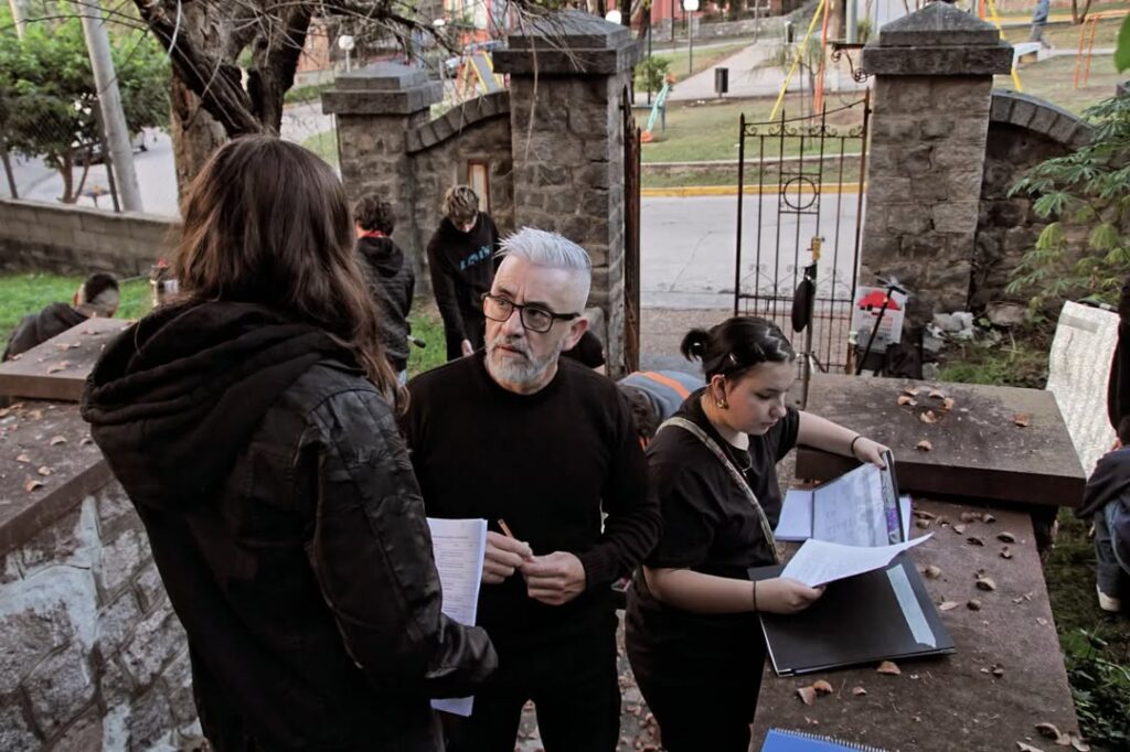 "Las escaleras de Luli"
Audiovisuales Milenio - Villa Allende