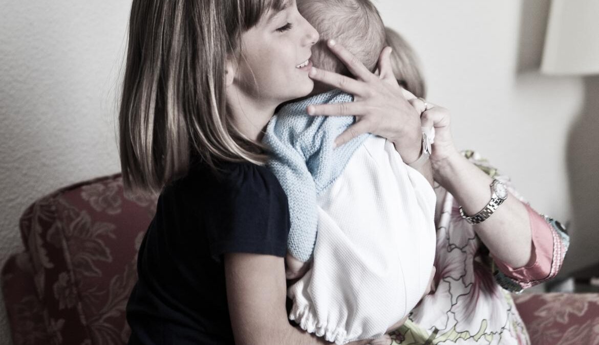 Se convoca a grupos familiares para acoger a niños y niñas temporalmente